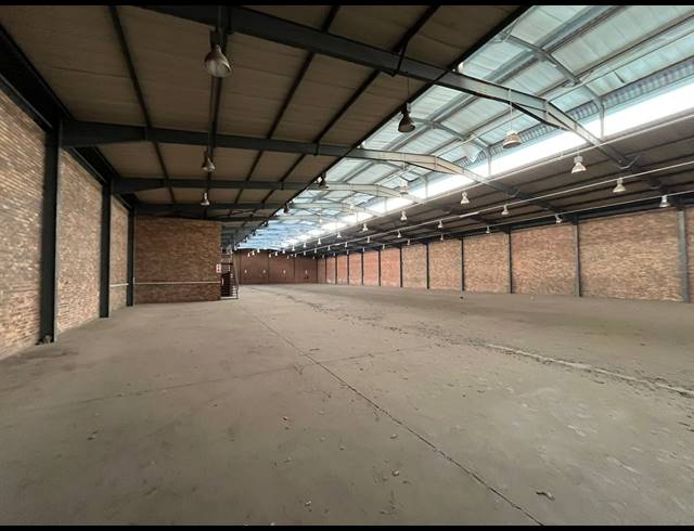 2,000M² WAREHOUSE TO LET IN BRAKPAN CENTRAL